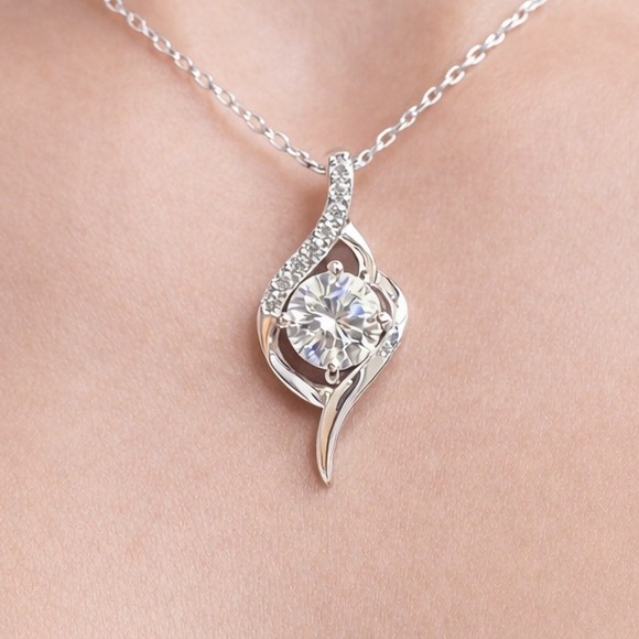Elegant 1ct Moissanite Diamond Pendant Necklace 16” Silver Chain Dainty Sparkle